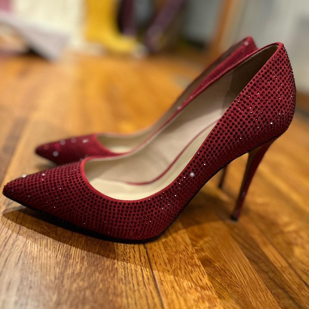 Red Aldo Pumps Size 7 never worn, NWT
